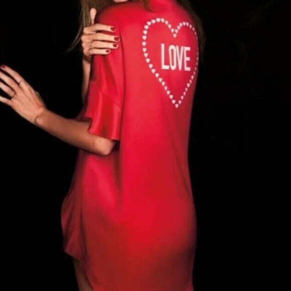 Victoria’s Secret Red Love Heart Robe - Picture 2 of 5